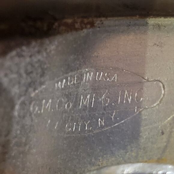 Vintage G.M. Co Miniature Mini Finger Thumb Wood Plane Made In USA 1" x 3 1/4" - Picture 11 of 11